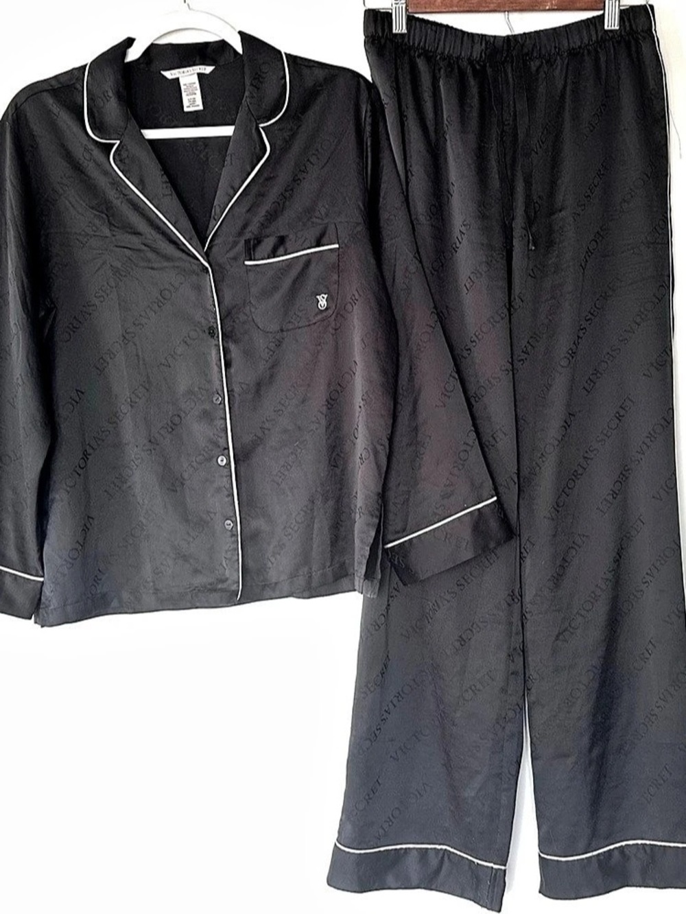 Victoria's Secret Signature Satin Long Pajama Set Black & White Small